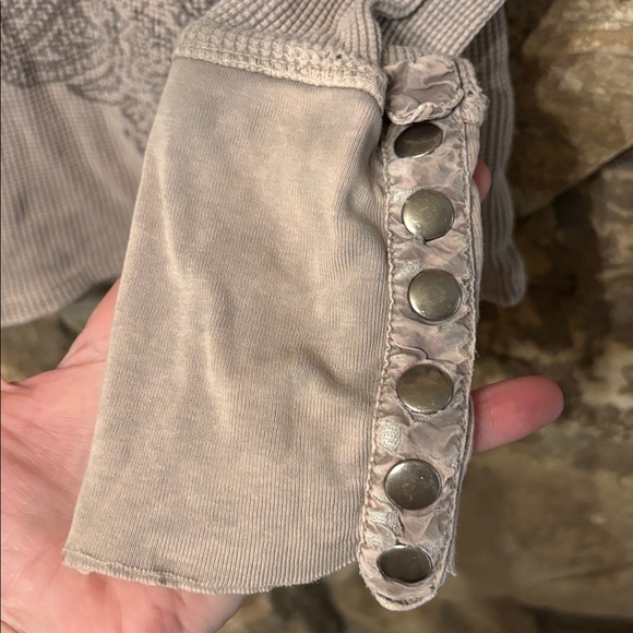 Gray Butterfly damsel style thermal top - Picture 2 of 8